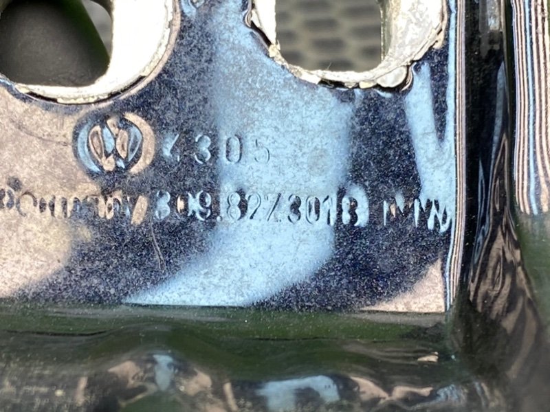 Петли багажника, 1000 рублей, Калининград