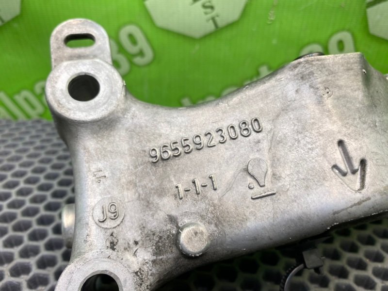 Кронштейн двигателя, 1000 рублей, Калининград