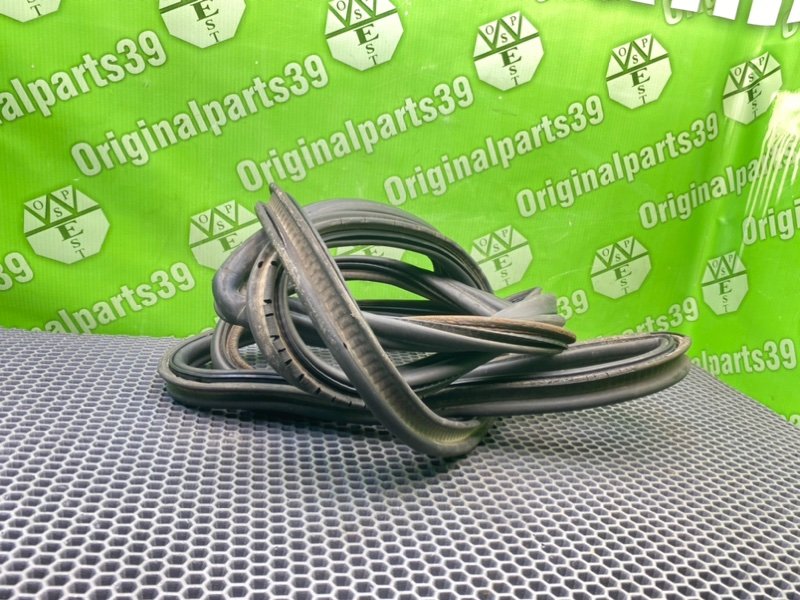 Резинка багажника, 2000 рублей, Калининград