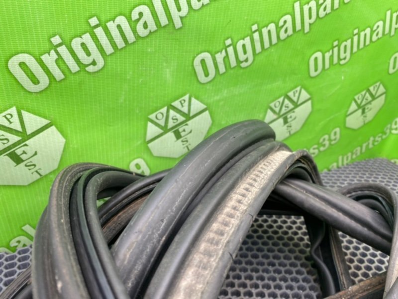 Резинка багажника, 2000 рублей, Калининград