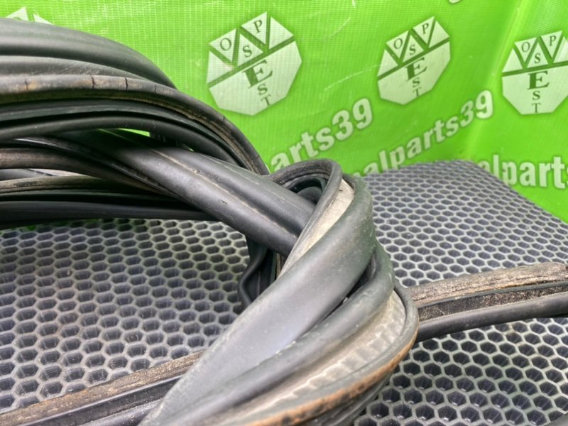 Резинка багажника, 2000 рублей, Калининград