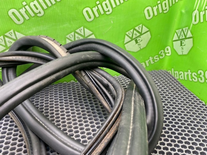 Резинка багажника, 2000 рублей, Калининград