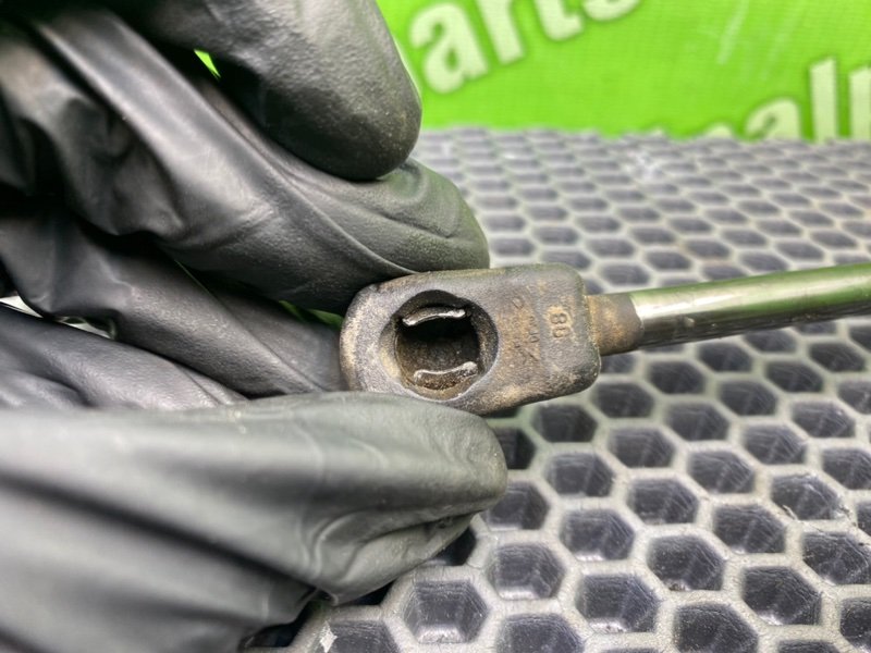 Амортизаторы багажника, 2100 рублей, Калининград