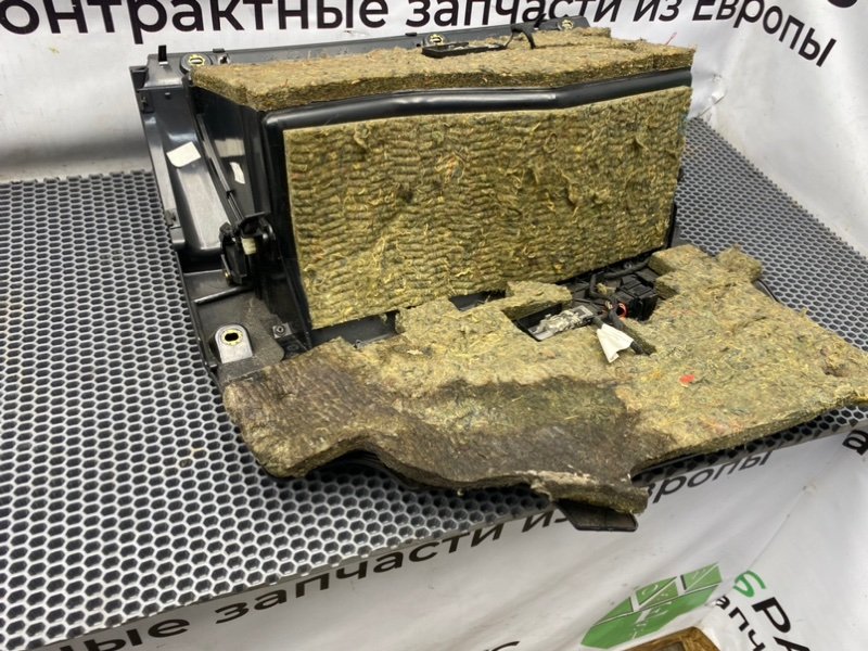 Бардачок, 2600 рублей, Калининград