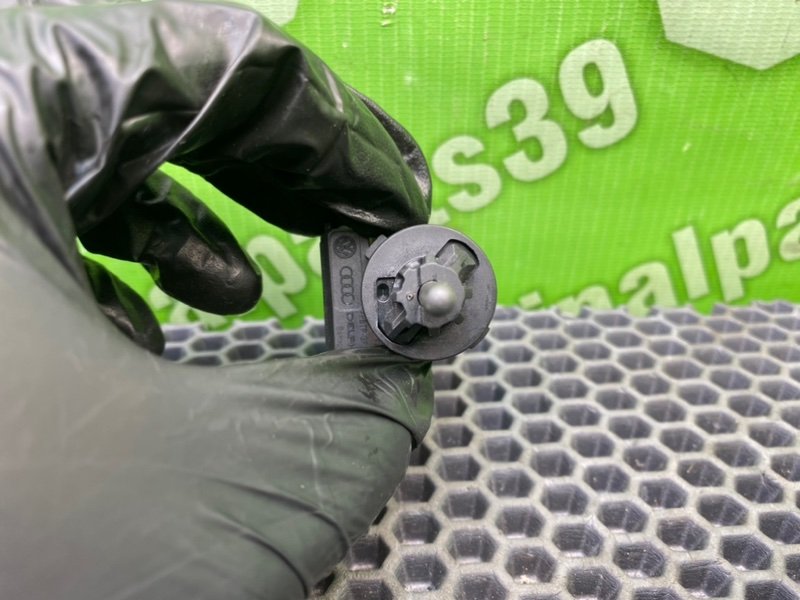 Концевик стоп-сигнала, 1000 рублей, Калининград