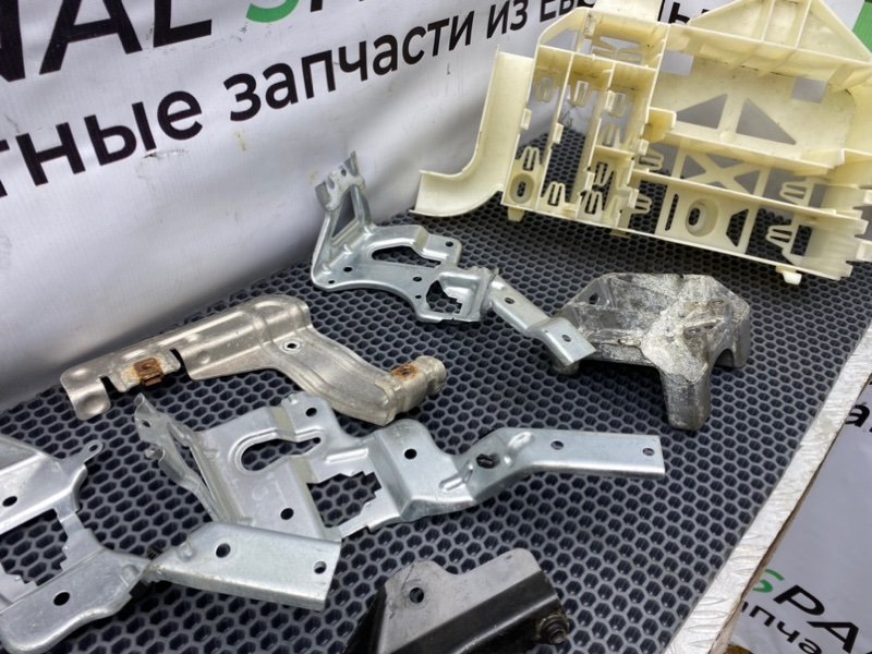 Кронштейны, 1600 рублей, Калининград