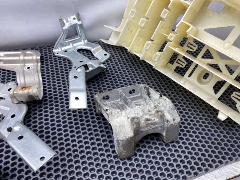 Кронштейны, 1600 рублей, Калининград