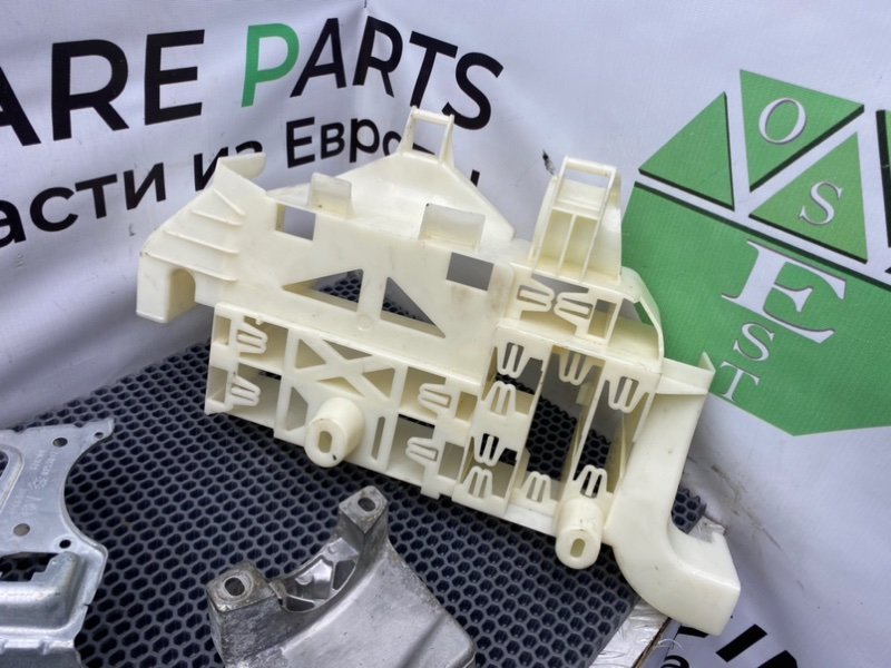 Кронштейны, 1600 рублей, Калининград