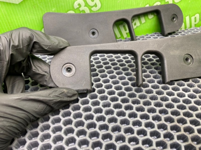 Накладки петель багажника, 900 рублей, Калининград