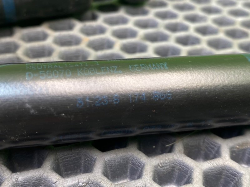 Амортизатор капота, 800 рублей, Калининград