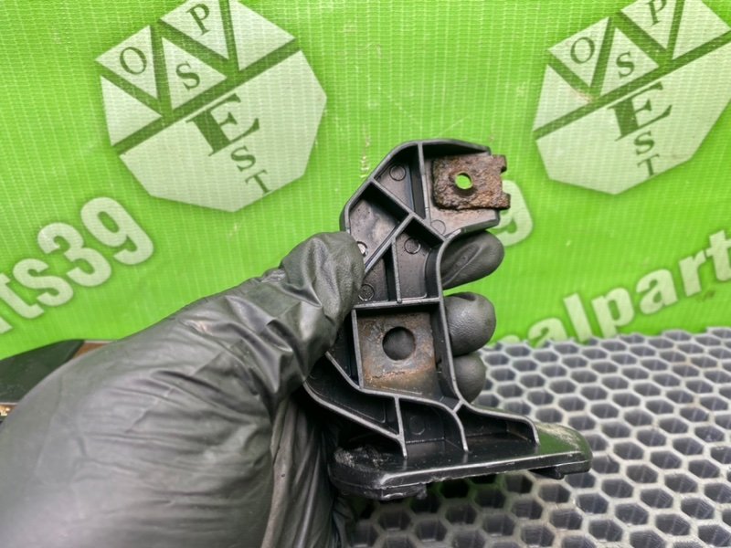 Кронштейны, 800 рублей, Калининград