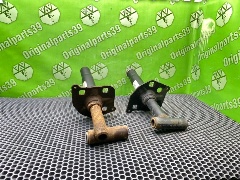 Кронштейны, 1600 рублей, Калининград