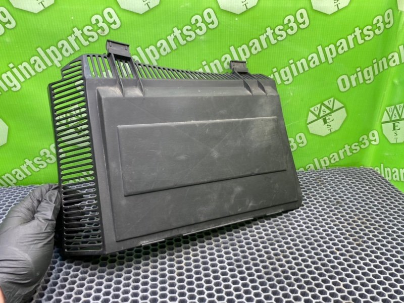 Крышка салонного фильтра, 800 рублей, Калининград