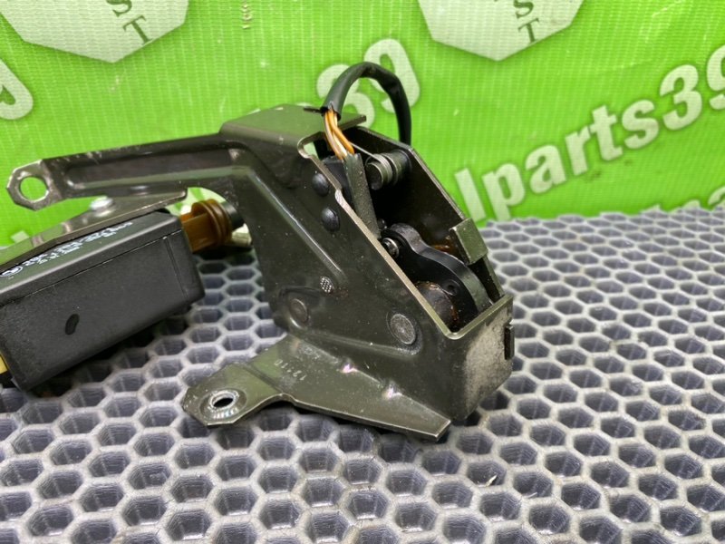 Замок стекла багажника, 1500 рублей, Калининград