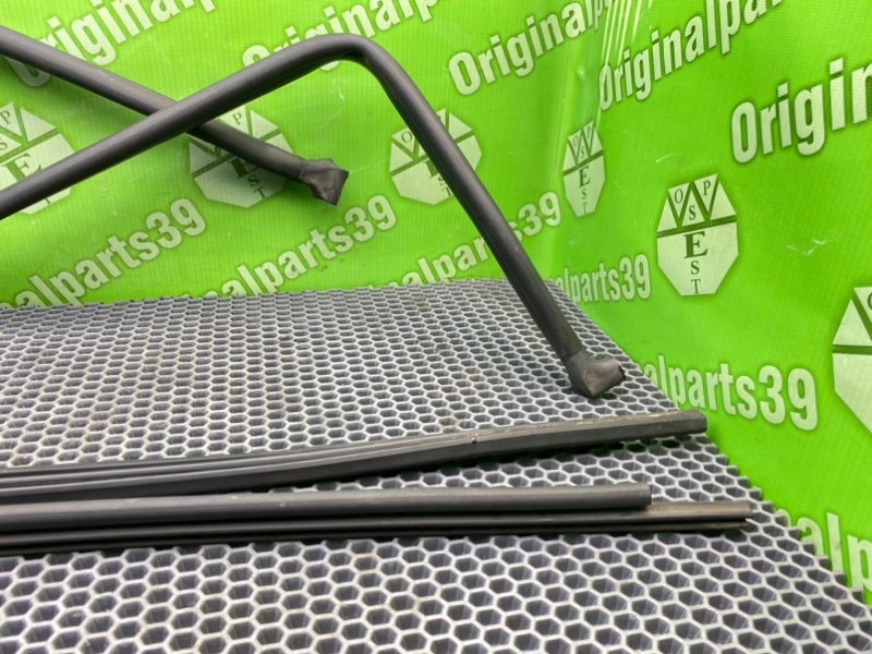 Уплотнители капота, 2100 рублей, Калининград