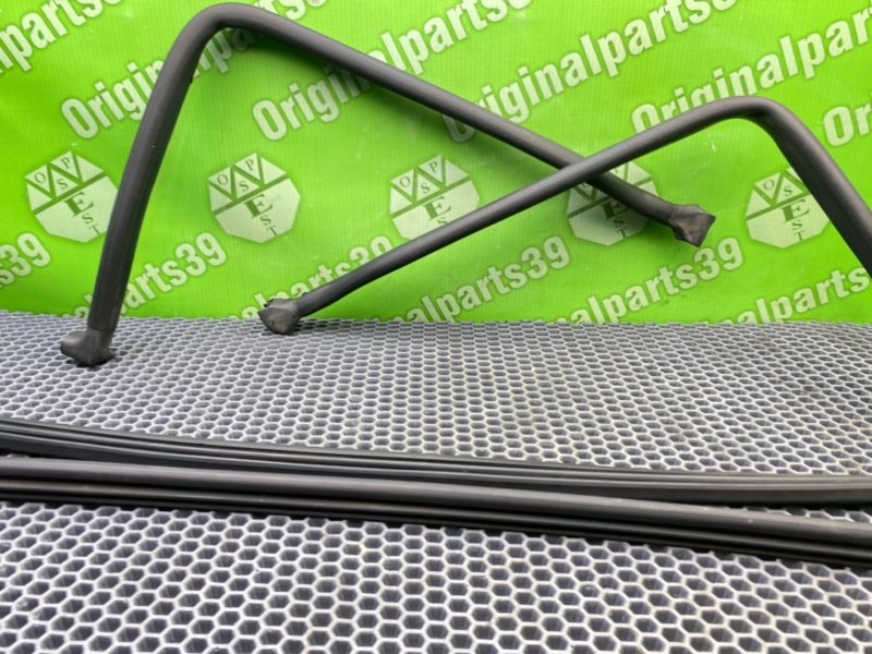 Уплотнители капота, 2100 рублей, Калининград