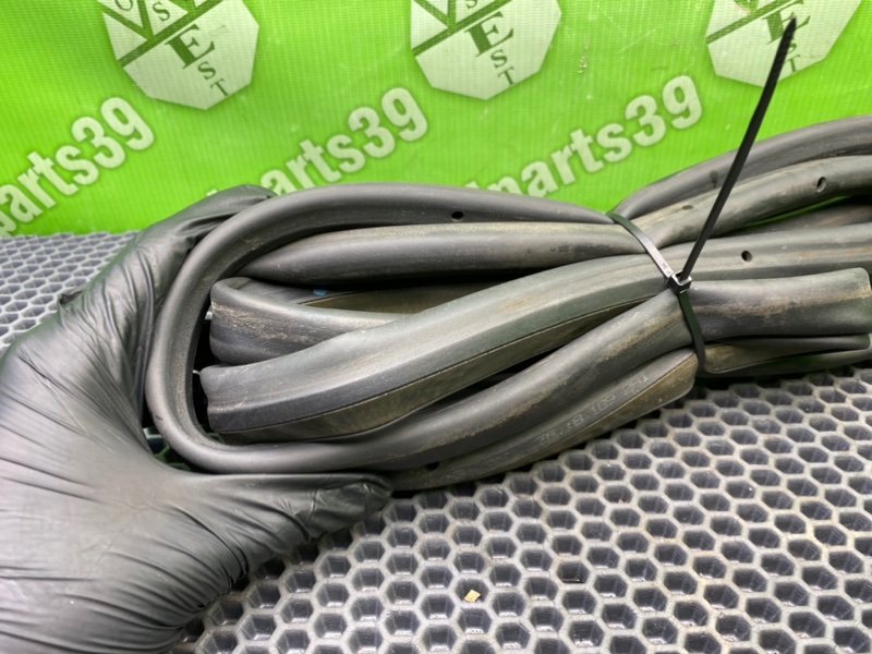 Уплотнитель двери, 1000 рублей, Калининград