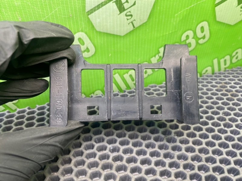 Кронштейны, 1000 рублей, Калининград