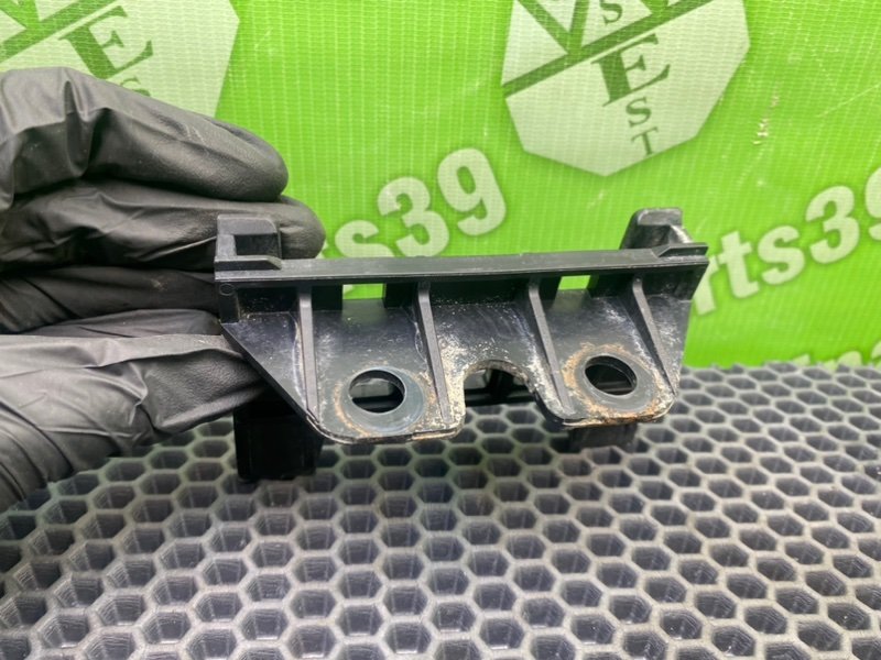 Кронштейны, 1000 рублей, Калининград