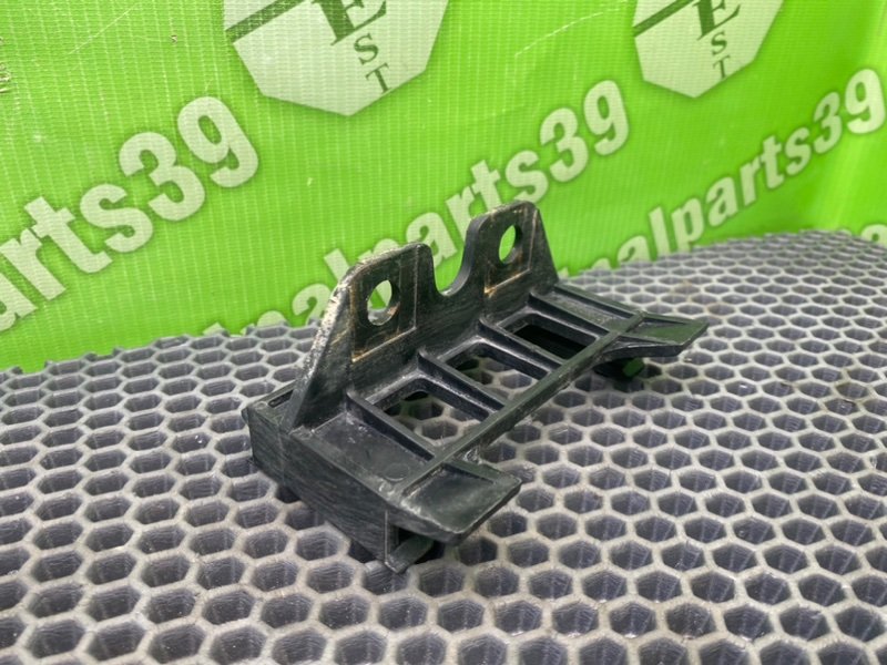 Кронштейны, 1000 рублей, Калининград