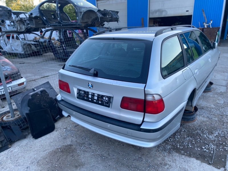 Кузов по частям, 100 рублей, Калининград