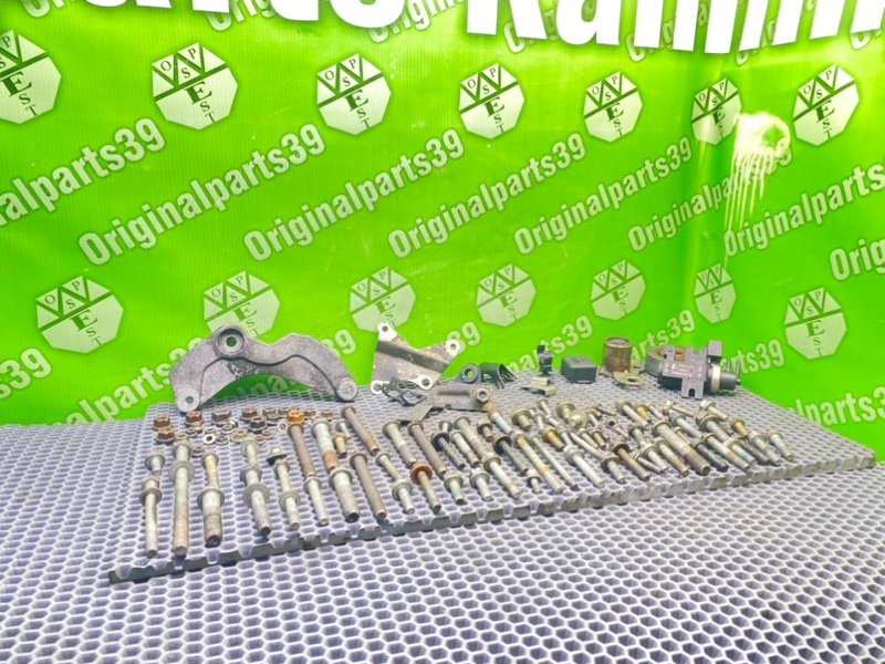 Болты двигателя, 2200 рублей, Калининград