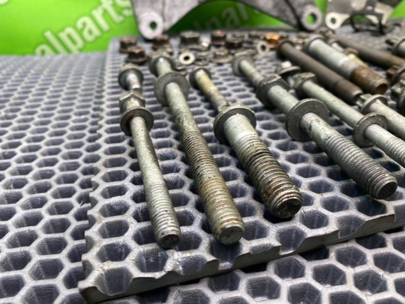 Болты двигателя, 2200 рублей, Калининград