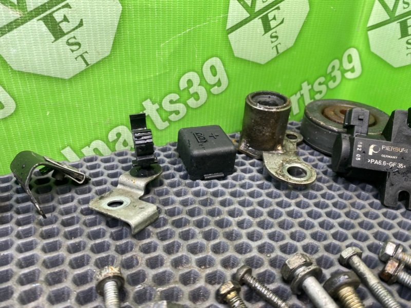 Болты двигателя, 2200 рублей, Калининград