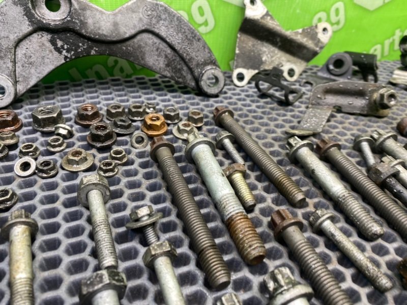 Болты двигателя, 2200 рублей, Калининград