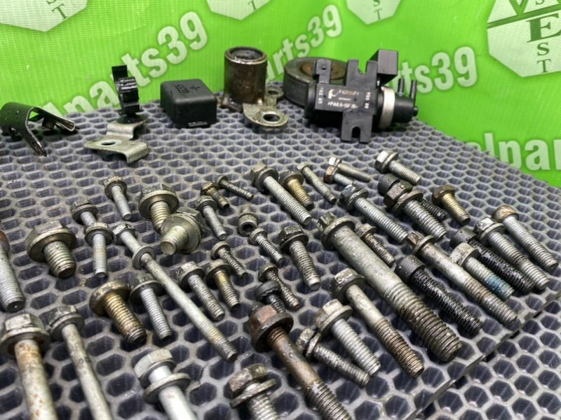 Болты двигателя, 2200 рублей, Калининград