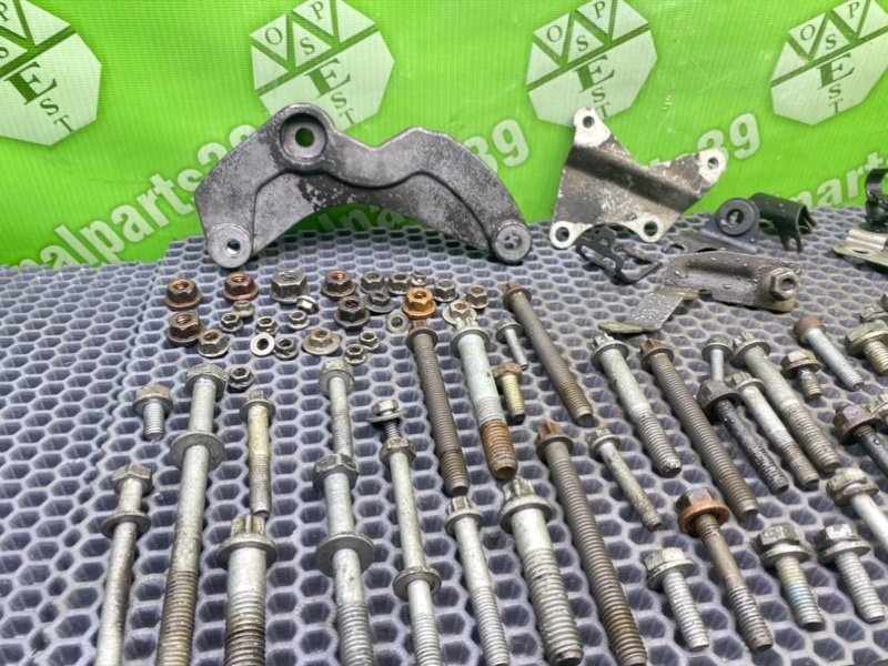 Болты двигателя, 2200 рублей, Калининград