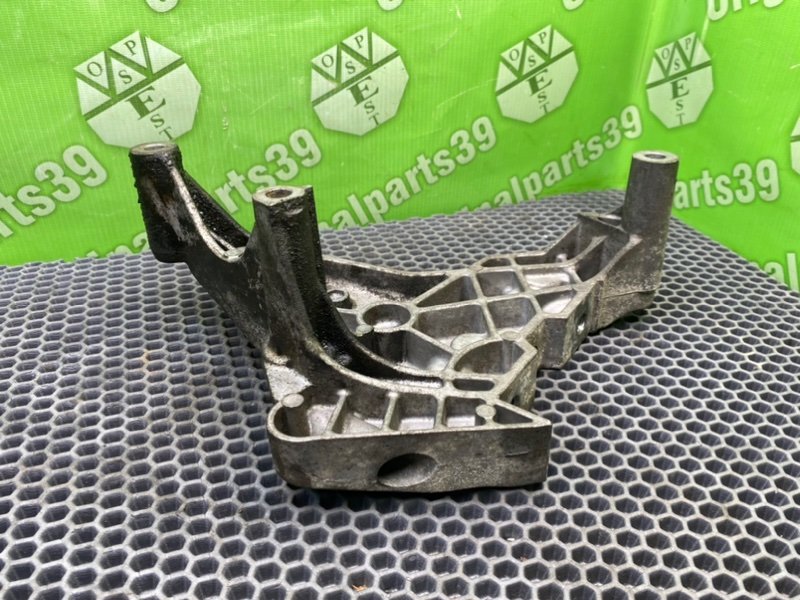 Кронштейн двигателя, 1200 рублей, Калининград