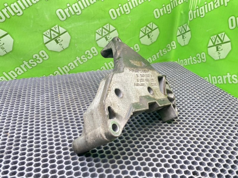 Кронштейн двигателя, 1200 рублей, Калининград