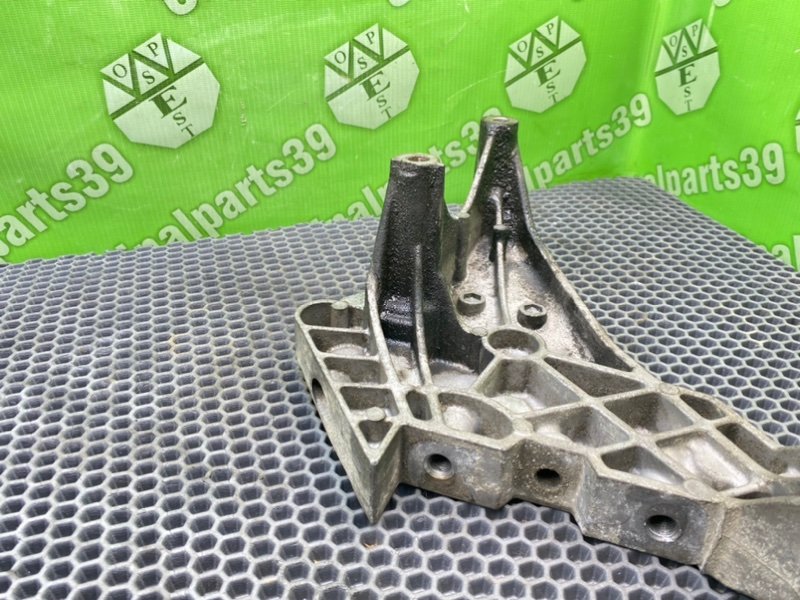 Кронштейн двигателя, 1200 рублей, Калининград