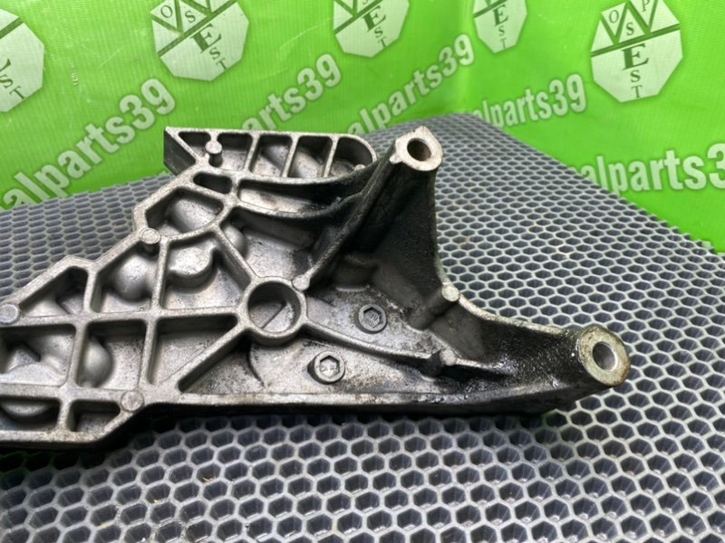 Кронштейн двигателя, 1200 рублей, Калининград