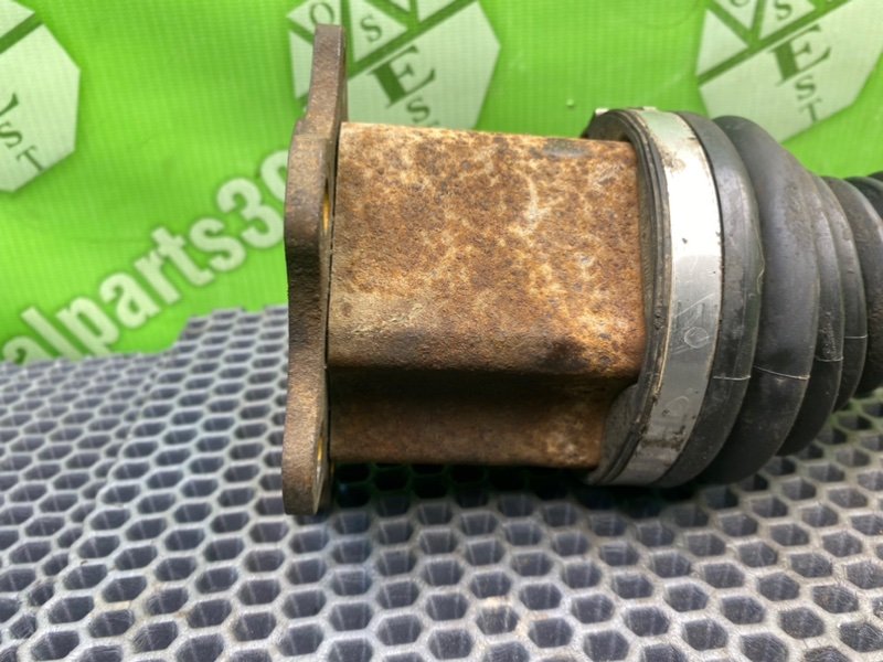 Полуось, 6900 рублей, Калининград