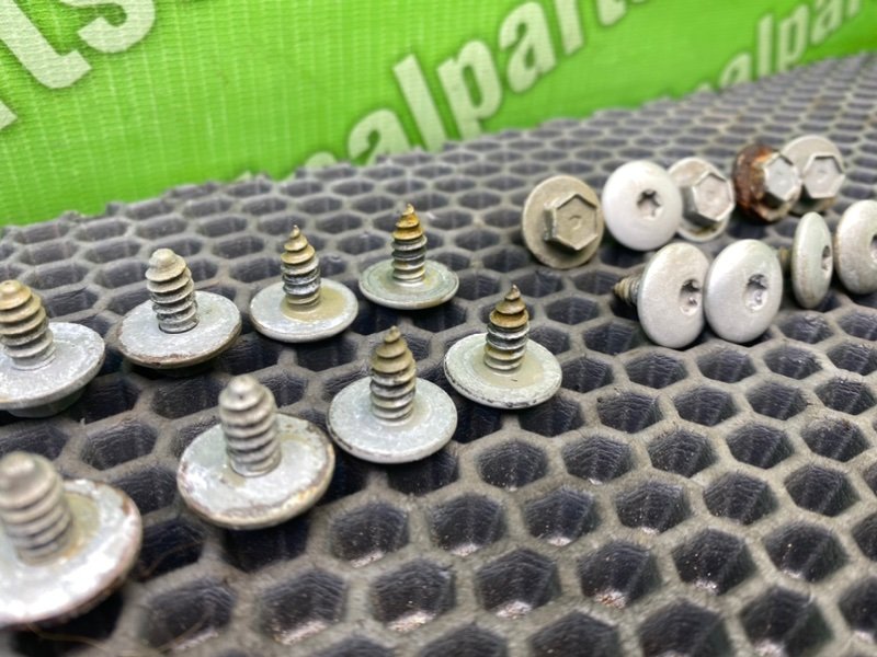 Болты крыла, 1400 рублей, Калининград