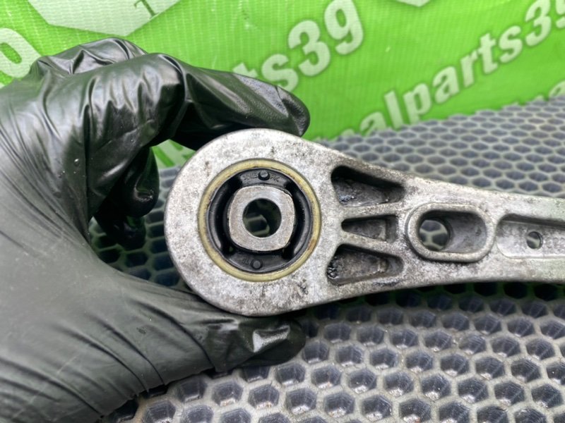 Кронштейн двигателя, 1000 рублей, Калининград