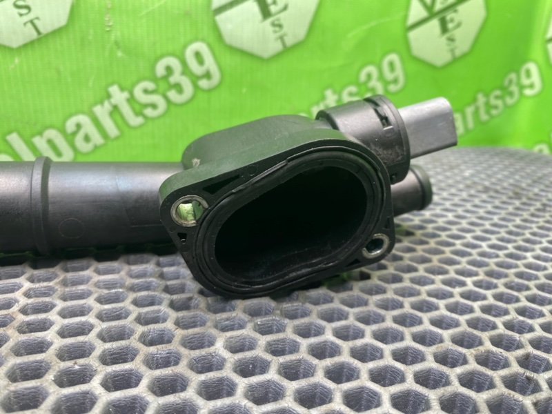 Фланец системы охлаждения, 900 рублей, Калининград