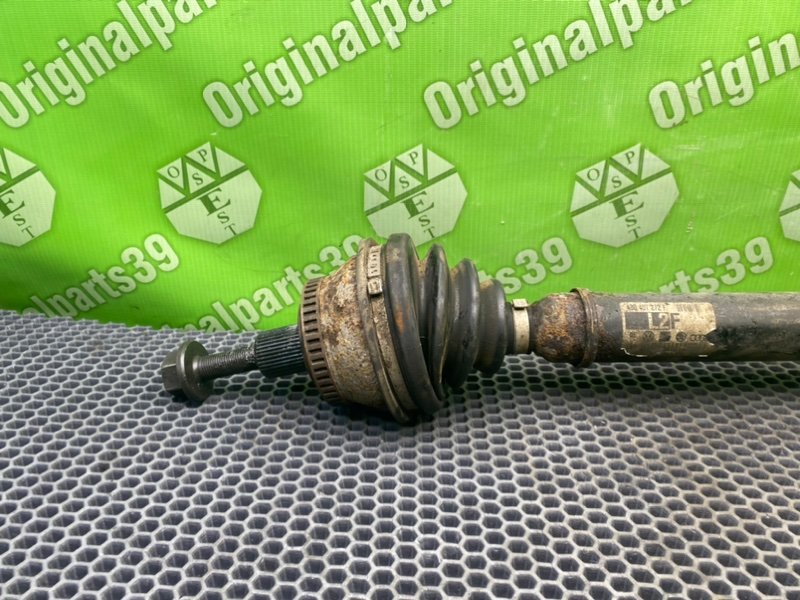 Полуось, 3700 рублей, Калининград