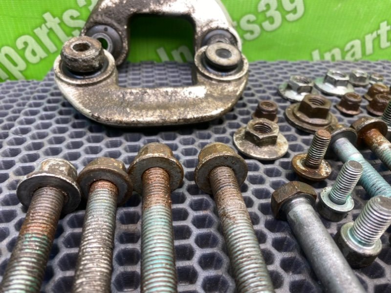 Болты подрамника, 2200 рублей, Калининград