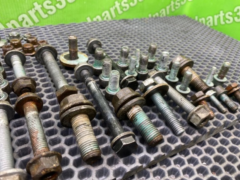 Болты подрамника, 2200 рублей, Калининград