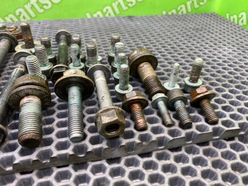 Болты подрамника, 2200 рублей, Калининград