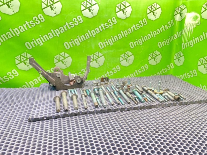 Болты двигателя, 1700 рублей, Калининград