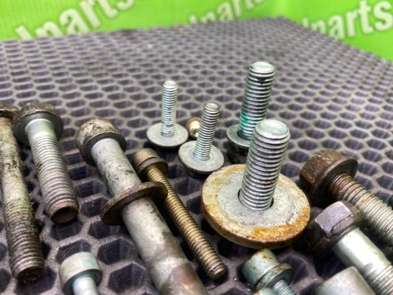 Болты двигателя, 1700 рублей, Калининград