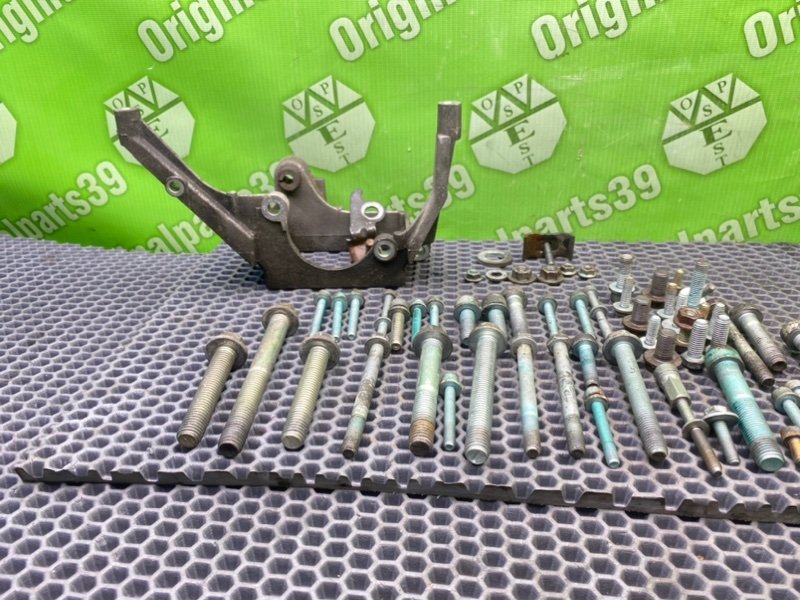 Болты двигателя, 1700 рублей, Калининград