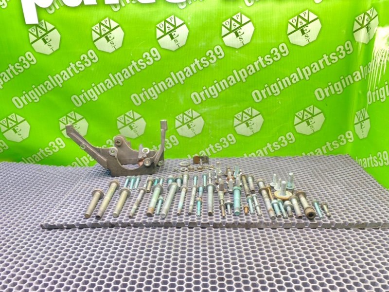 Болты двигателя, 1700 рублей, Калининград