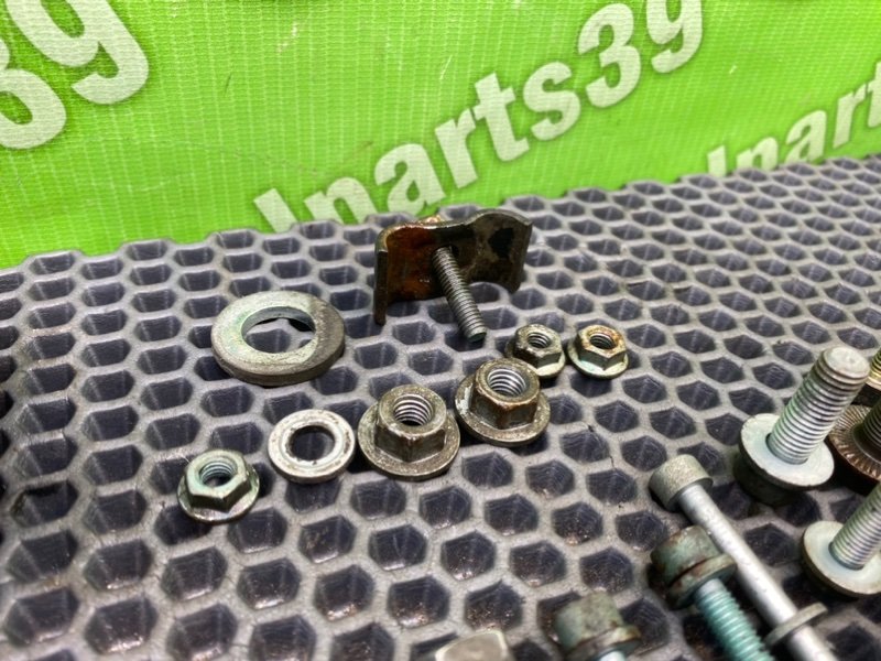 Болты двигателя, 1700 рублей, Калининград