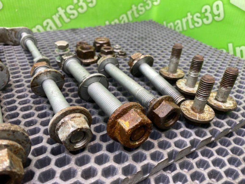 Болты подрамника, 1700 рублей, Калининград