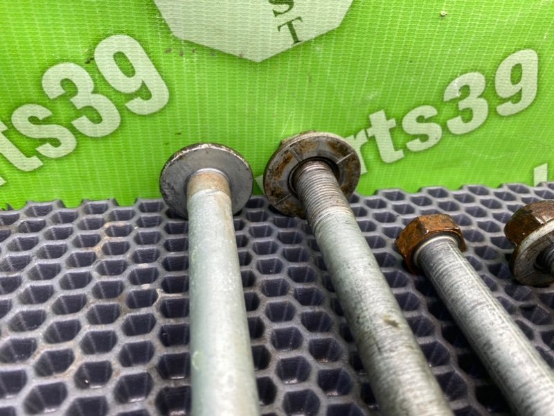 Болты подрамника, 1700 рублей, Калининград